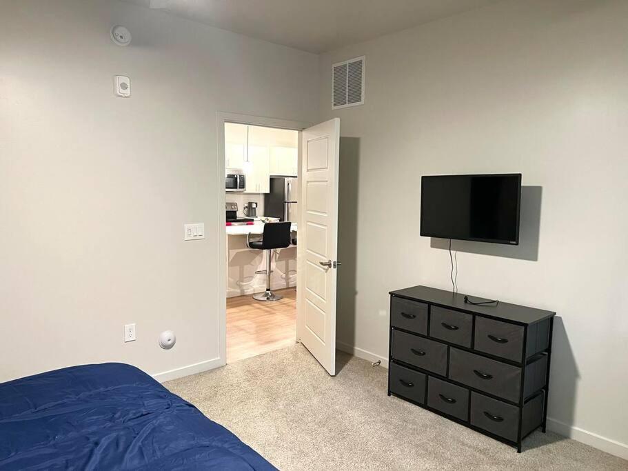 Westgate, Stadium Stunning First Floor 2bed 2bath Appartement